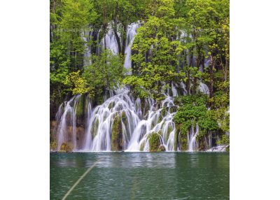 Флис Фототапет DIMEX Водопади в гората