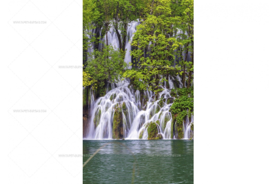 Фототапет Водопади сред зелена гора